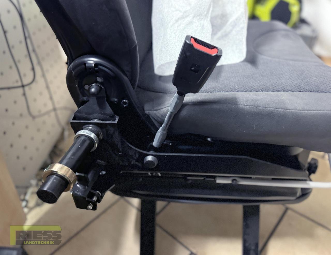 Sonstiges Mähdrescherzubehör des Typs CLAAS MSG95EL/742 Fahrersitz Grammer Actimo Evolution 12, Neumaschine in Homberg/Ohm - Maulbach (Bild 10)