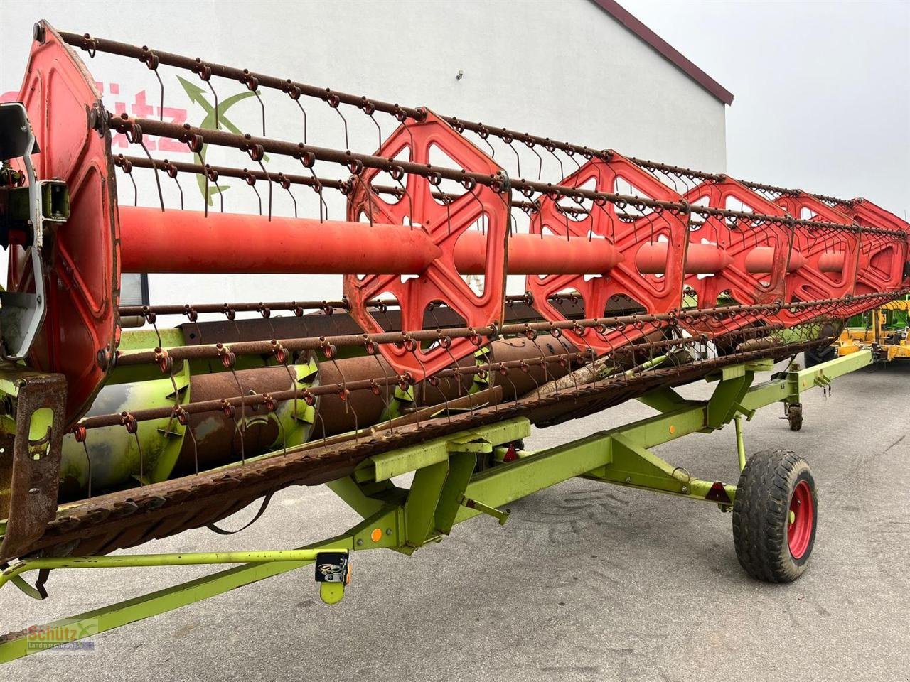 Sonstiges Mähdrescherzubehör typu CLAAS Schneidwerk Claas C660 mit Autocontour, Transportwagen, Gebrauchtmaschine v Schierling (Obrázek 11)