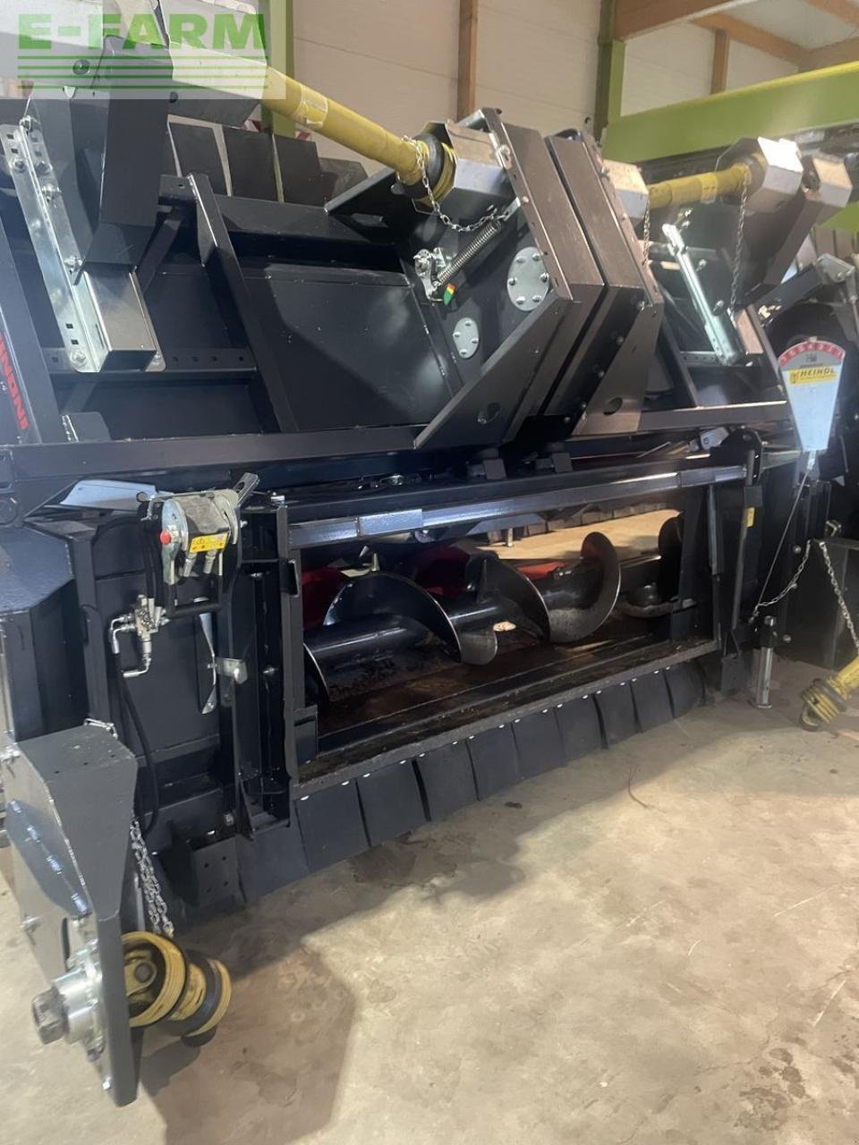 Sonstiges Mähdrescherzubehör typu Dominoni maispflücker 8 reiher, Gebrauchtmaschine v WIESELBURG (Obrázek 1)