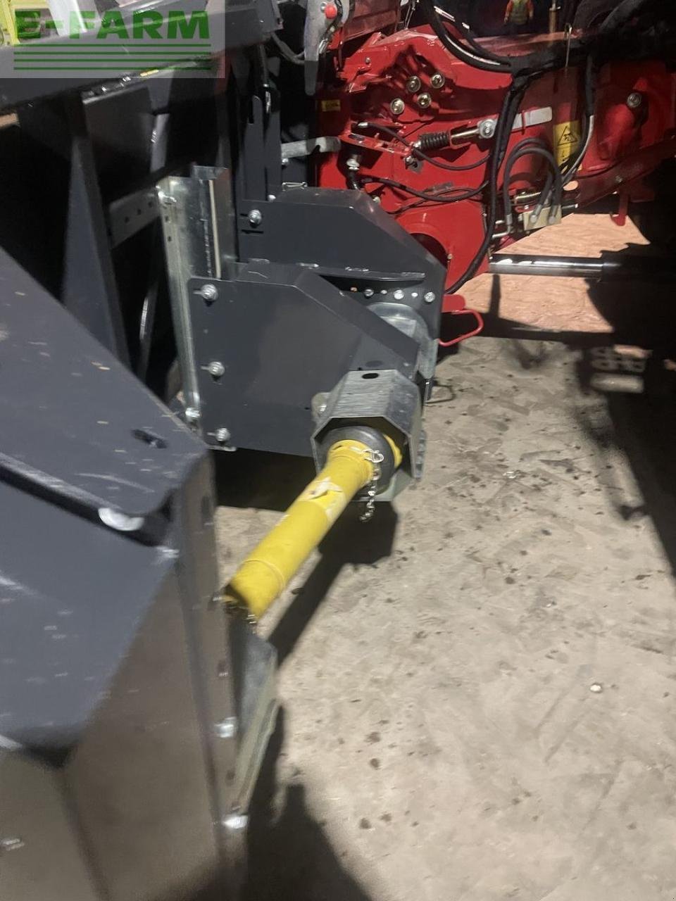 Sonstiges Mähdrescherzubehör typu Dominoni maispflücker 8 reiher, Gebrauchtmaschine v WIESELBURG (Obrázek 4)