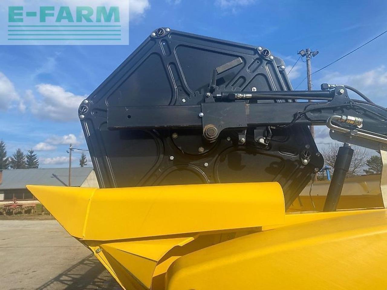 Sonstiges Mähdrescherzubehör des Typs New Holland 35v varifeed, Gebrauchtmaschine in SZEGED (Bild 11)