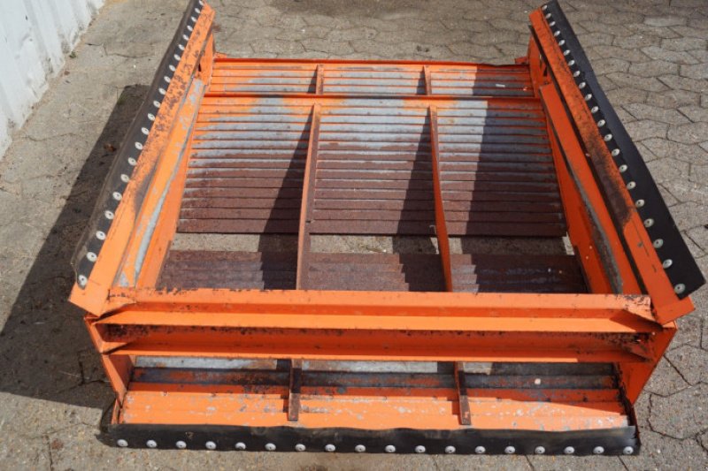 Sonstiges Mähdrescherzubehör des Typs Sonstige D4000, Gebrauchtmaschine in Hemmet (Bild 4)