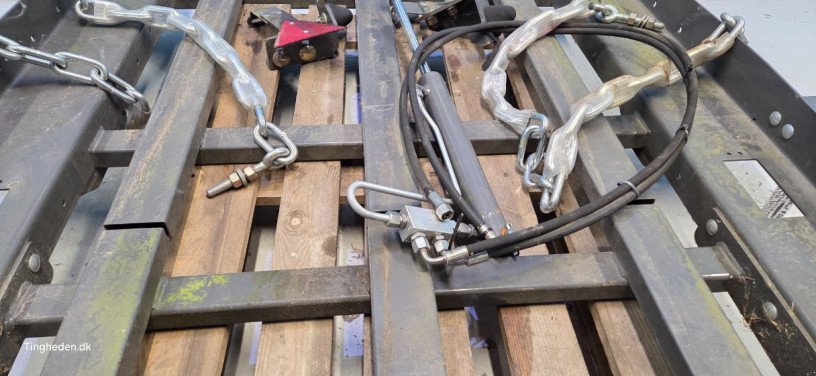 Sonstiges Pressenzubehör typu CLAAS Quadrant 5300, Gebrauchtmaschine v Hemmet (Obrázek 5)