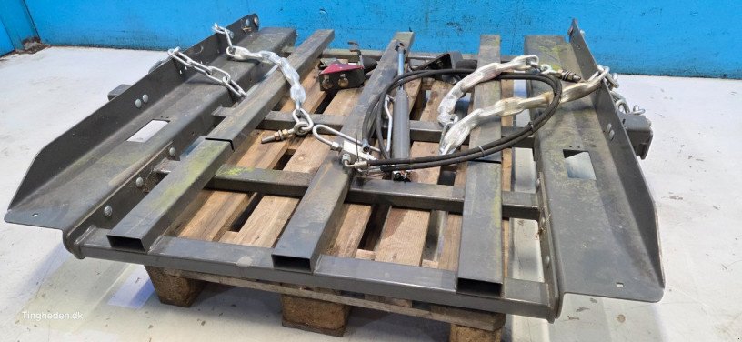 Sonstiges Pressenzubehör typu CLAAS Quadrant 5300, Gebrauchtmaschine v Hemmet (Obrázek 4)