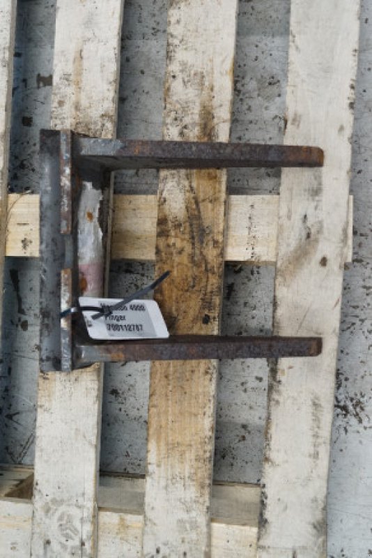 Sonstiges Pressenzubehör типа Massey Ferguson 190, Gebrauchtmaschine в Hemmet (Фотография 8)