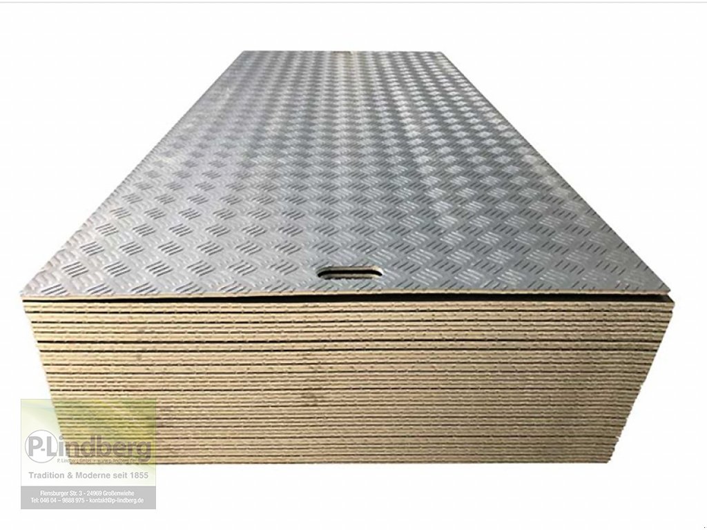 Sonstiges Straßenbau des Typs P.Lindberg GmbH 10 Stück Fahrplatten je Max. 10 Tonnen Druckplatten LDPE Baustelle Event Wiese, Neumaschine in Großenwiehe (Bild 2)