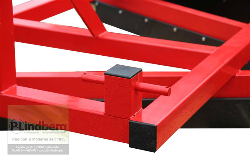 Sonstiges Straßenbau des Typs P.Lindberg GmbH Straßenhobel Traktor Kat. 1 kräftige Gummiräder variable Höhe 3 Schürfleisten, Neumaschine in Großenwiehe (Bild 3)