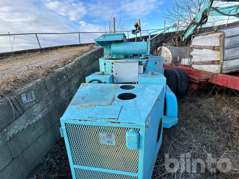 Sonstiges Straßenbau des Typs Sonstige E-Z Pour 200 D, Gebrauchtmaschine in Düsseldorf
