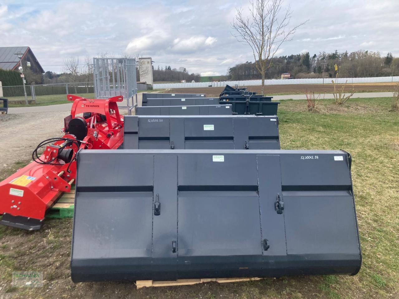 Sonstiges Traktorzubehör типа AF-Landtechnik Frontladerschaufel AROS Maxi-Großraum FL3XL, Schüttgutschaufel, verschiedene  Breiten 1,80-2,50m, Eu, Neumaschine в Geiselhöring (Фотография 3)