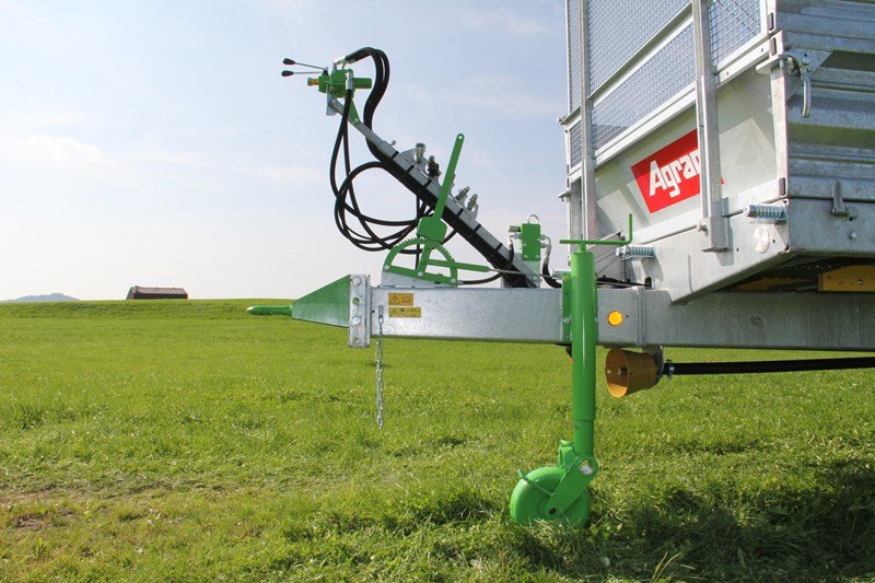 Sonstiges Traktorzubehör des Typs Agrar Schneider MZ 40 mit max. 4,4 m3 bis MZ 80 Tandem mit max. 10.1 m3, Neumaschine in Balterswil (Bild 5)