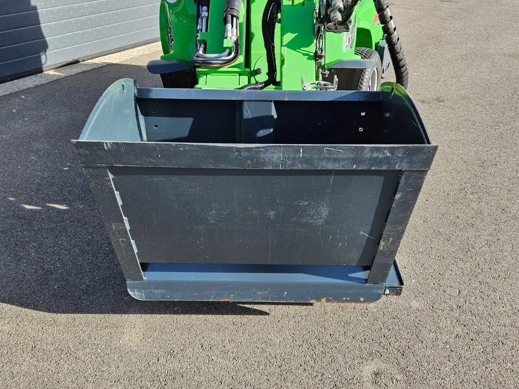 Sonstiges Traktorzubehör typu Avant 900 Zand- en zoutstrooier, Gebrauchtmaschine v BENNEKOM (Obrázek 2)