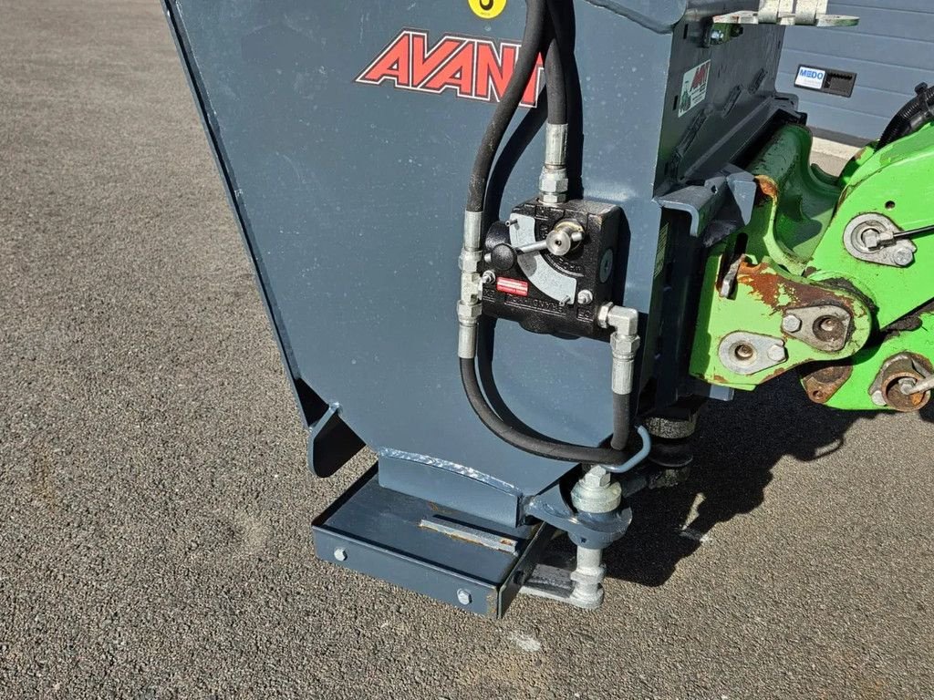 Sonstiges Traktorzubehör typu Avant 900 Zand- en zoutstrooier, Gebrauchtmaschine v BENNEKOM (Obrázek 10)