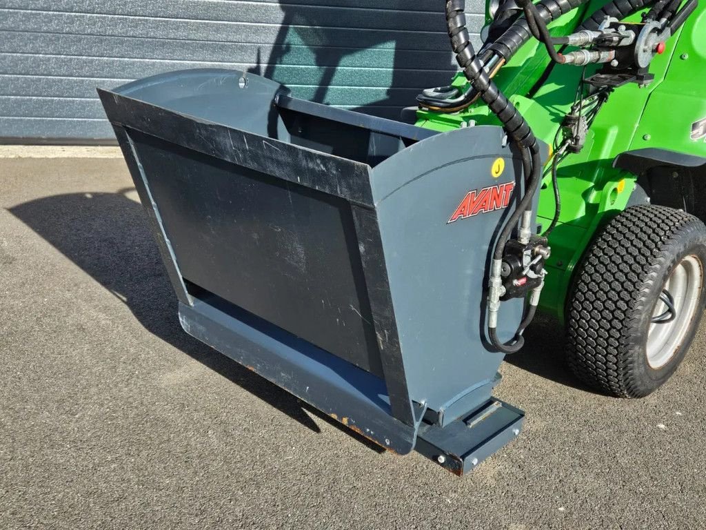 Sonstiges Traktorzubehör typu Avant 900 Zand- en zoutstrooier, Gebrauchtmaschine v BENNEKOM (Obrázek 3)