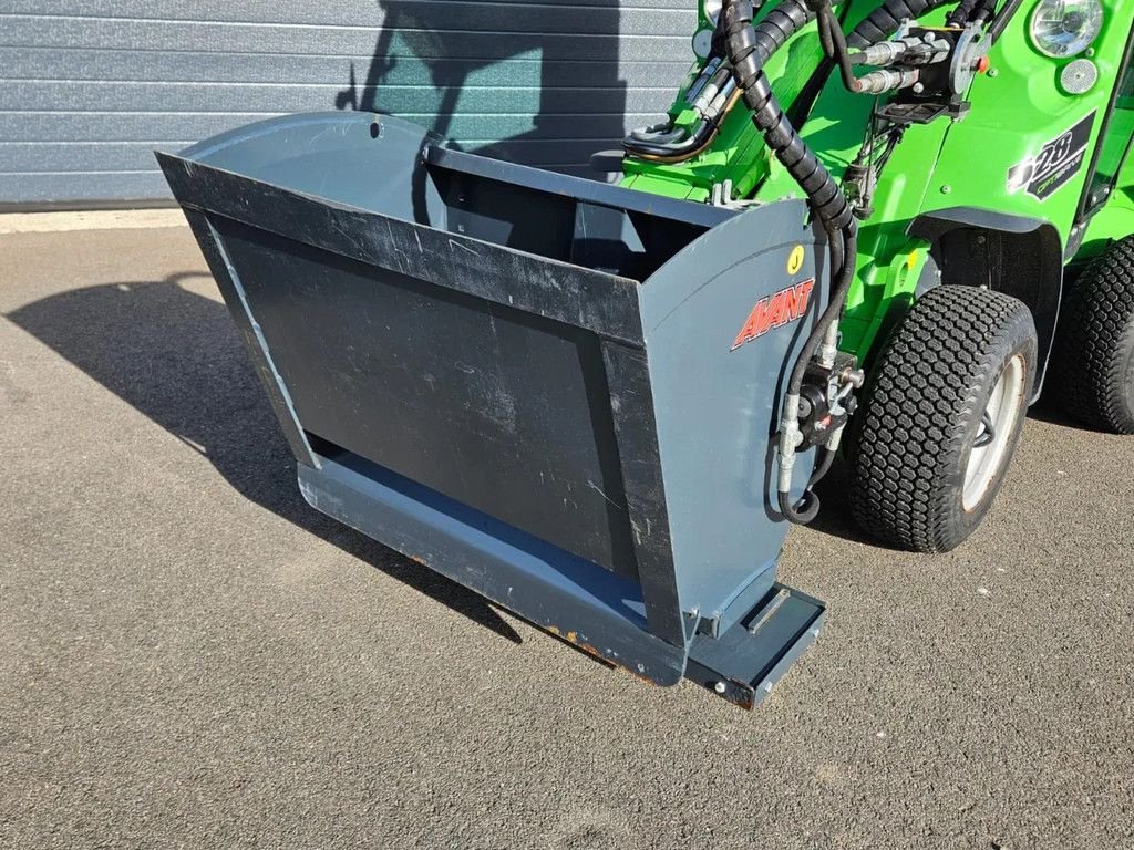 Sonstiges Traktorzubehör typu Avant 900 Zand- en zoutstrooier, Gebrauchtmaschine v BENNEKOM (Obrázek 4)