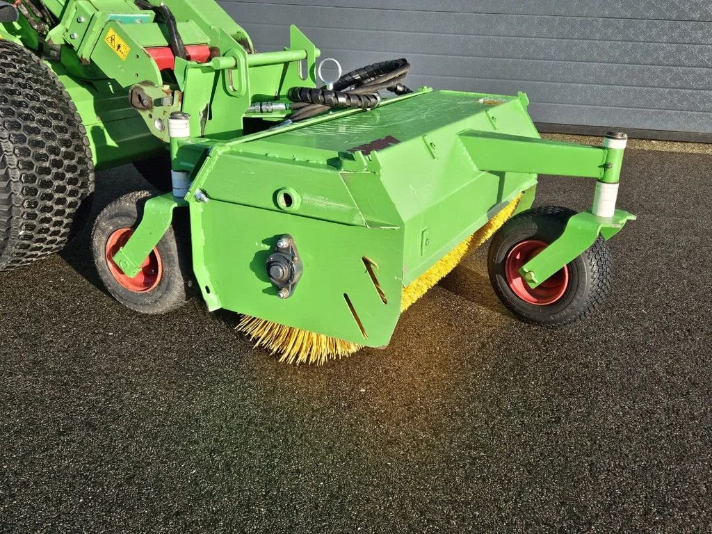 Sonstiges Traktorzubehör del tipo Avant Borstel 110 cm, Gebrauchtmaschine en BENNEKOM (Imagen 4)