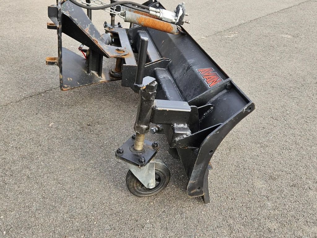 Sonstiges Traktorzubehör типа Avant Dozerblad / Sneeuwschuif, Gebrauchtmaschine в BENNEKOM (Фотография 10)