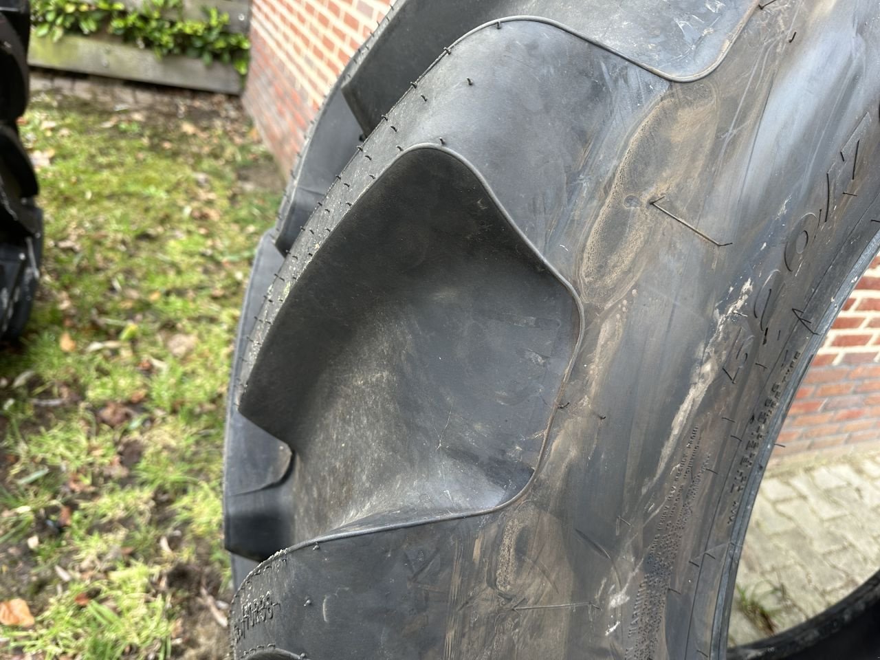 Sonstiges Traktorzubehör typu Bridgestone 520/70-R38, Neumaschine v Almen (Obrázek 5)