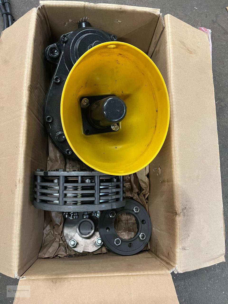 Sonstiges Traktorzubehör des Typs Case IH Front PTO  Steyr 6175 / Case Puma 175, Gebrauchtmaschine in Uelsen (Bild 2)