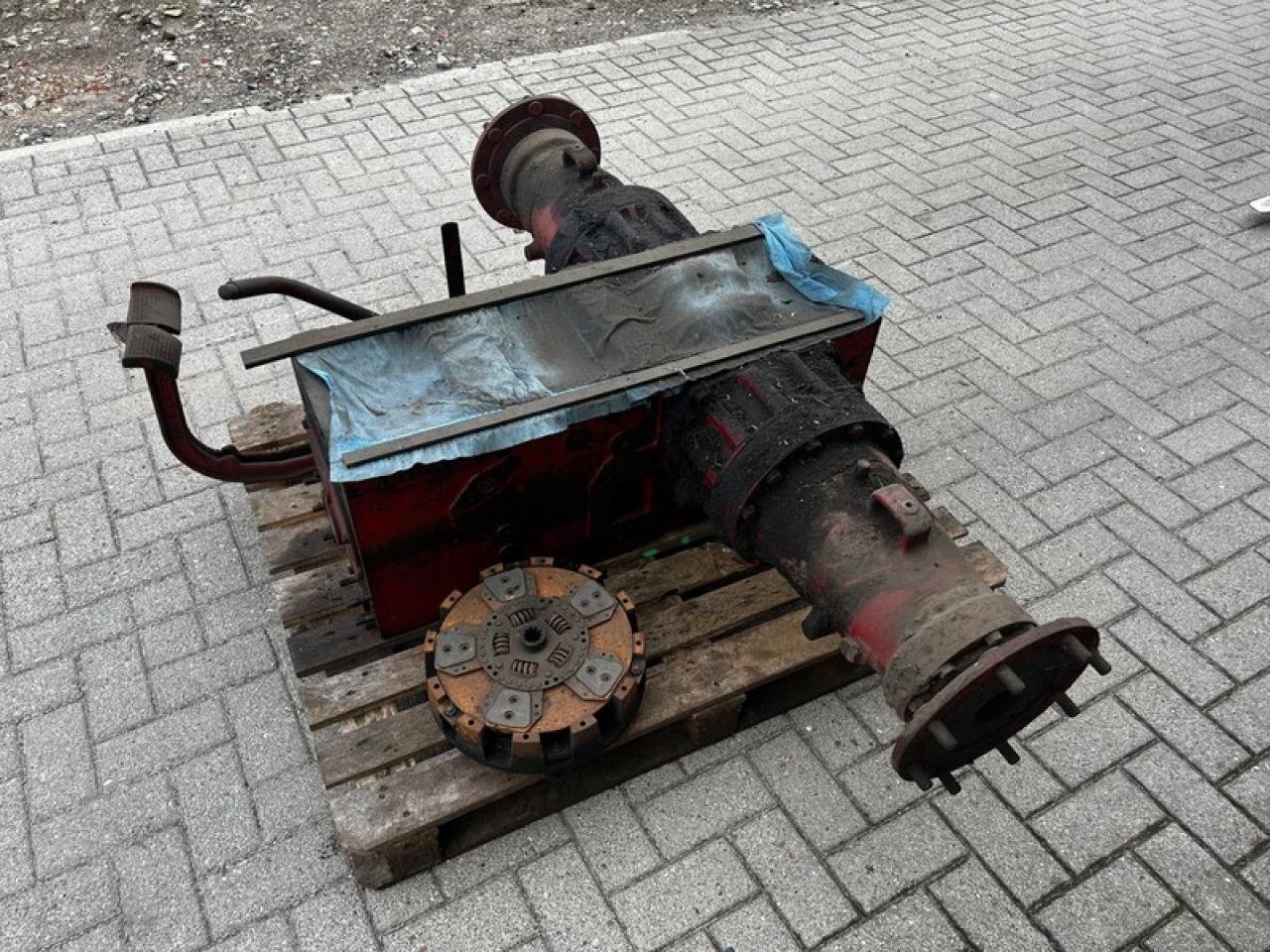 Sonstiges Traktorzubehör tipa Case IH GETRIEBE IHC 553 S - DEFEKT, Gebrauchtmaschine u Drebber (Slika 2)