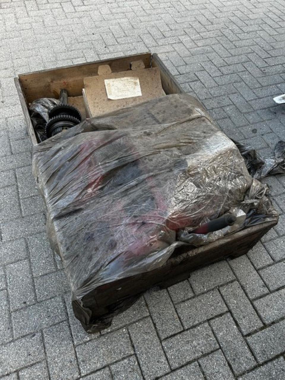 Sonstiges Traktorzubehör tipa Case IH GETRIEBE IHC 553 S - DEFEKT, Gebrauchtmaschine u Drebber (Slika 5)