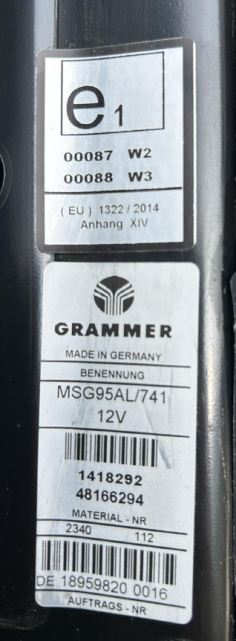 Sonstiges Traktorzubehör типа Case IH Grammer Maximo Dynamic Case MSG95AL/741, Neumaschine в Ampfing (Фотография 3)