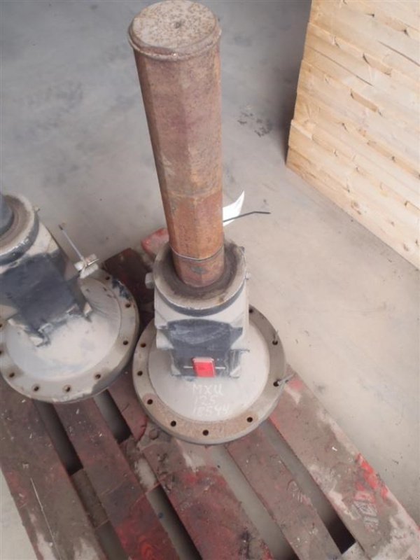 Sonstiges Traktorzubehör des Typs Case IH MXU 125 Venstre lår / Left Rear Axle, Gebrauchtmaschine in Viborg (Bild 3)