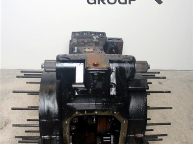 Sonstiges Traktorzubehör от тип Case IH Optum 300 CVX Bagtøj / Rear Transmission, Gebrauchtmaschine в Viborg (Снимка 1)