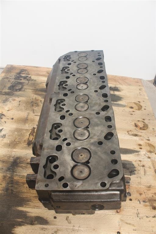 Sonstiges Traktorzubehör типа CLAAS Ares 697 Topstykke / Cylinder Head, Gebrauchtmaschine в Viborg (Фотография 2)