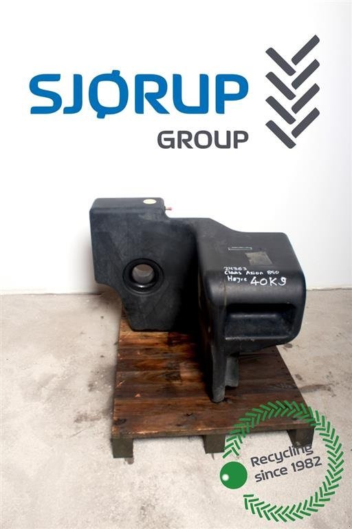 Sonstiges Traktorzubehör des Typs CLAAS AXION 850 Dieseltank / Fuel Tank, Gebrauchtmaschine in Viborg (Bild 1)