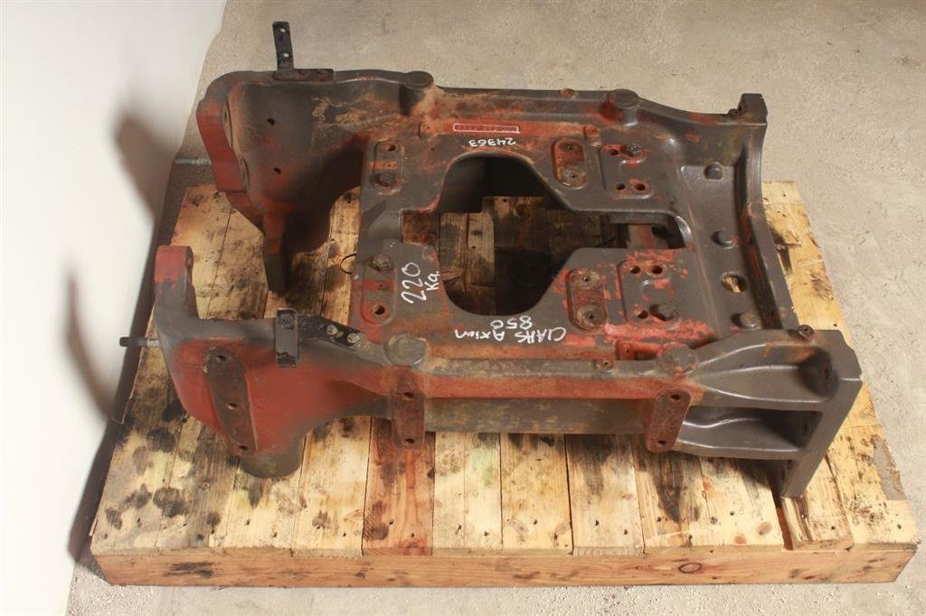 Sonstiges Traktorzubehör του τύπου CLAAS AXION 850 Forbro / Front Axle Support, Gebrauchtmaschine σε Viborg (Φωτογραφία 3)