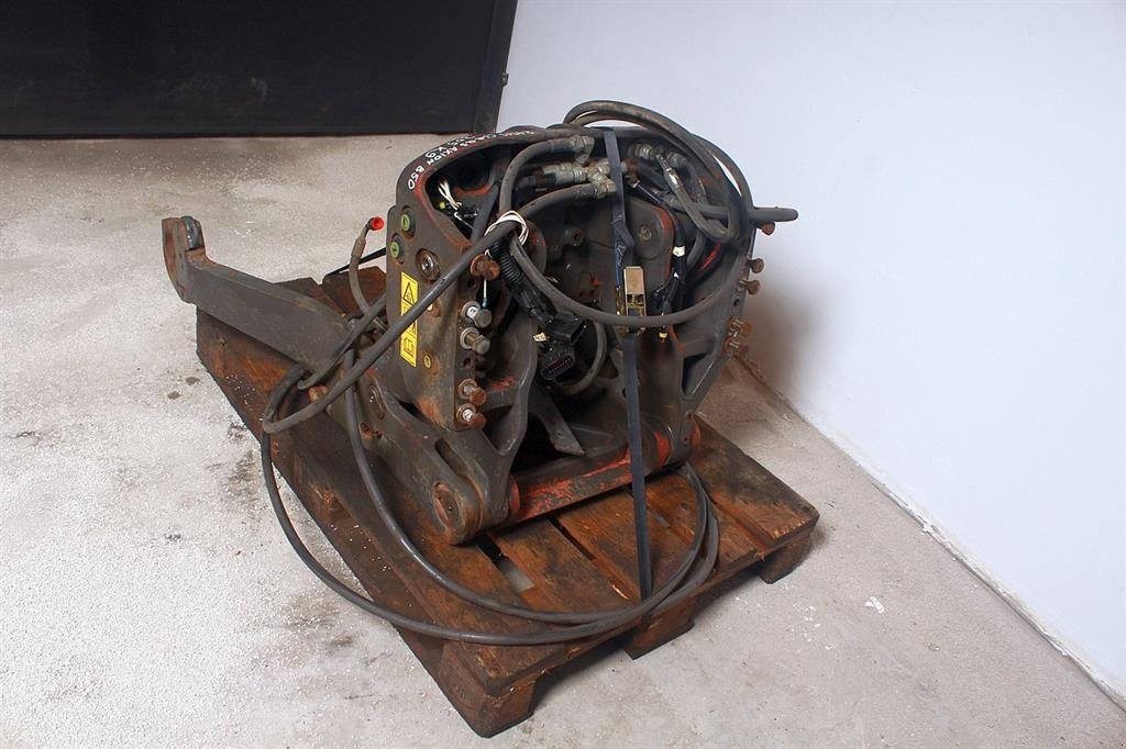 Sonstiges Traktorzubehör van het type CLAAS AXION 850 Frontlift, Gebrauchtmaschine in Viborg (Foto 8)