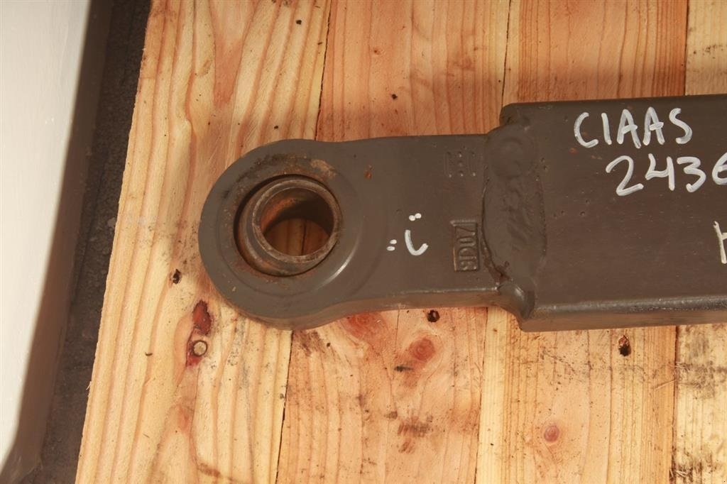 Sonstiges Traktorzubehör типа CLAAS AXION 850 Højre Liftarm / Right Liftarm, Gebrauchtmaschine в Viborg (Фотография 3)