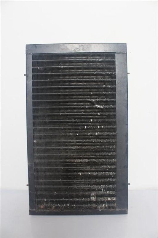 Sonstiges Traktorzubehör tip CLAAS AXION 850 Kondensor / Condenser, Gebrauchtmaschine in Viborg (Poză 4)