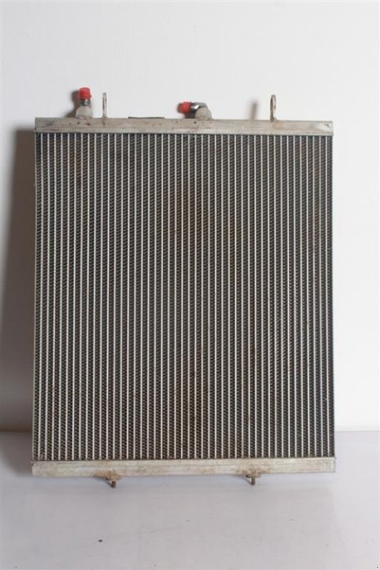 Sonstiges Traktorzubehör типа CLAAS AXION 850 Oliekøler / Oil Cooler, Gebrauchtmaschine в Viborg (Фотография 4)