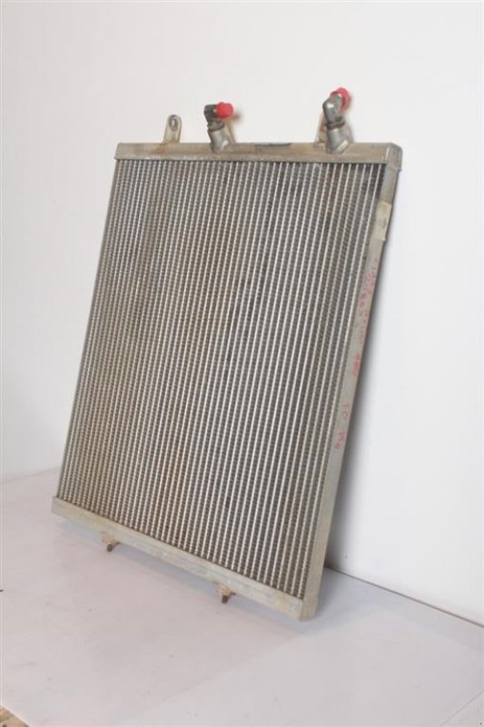 Sonstiges Traktorzubehör типа CLAAS AXION 850 Oliekøler / Oil Cooler, Gebrauchtmaschine в Viborg (Фотография 3)