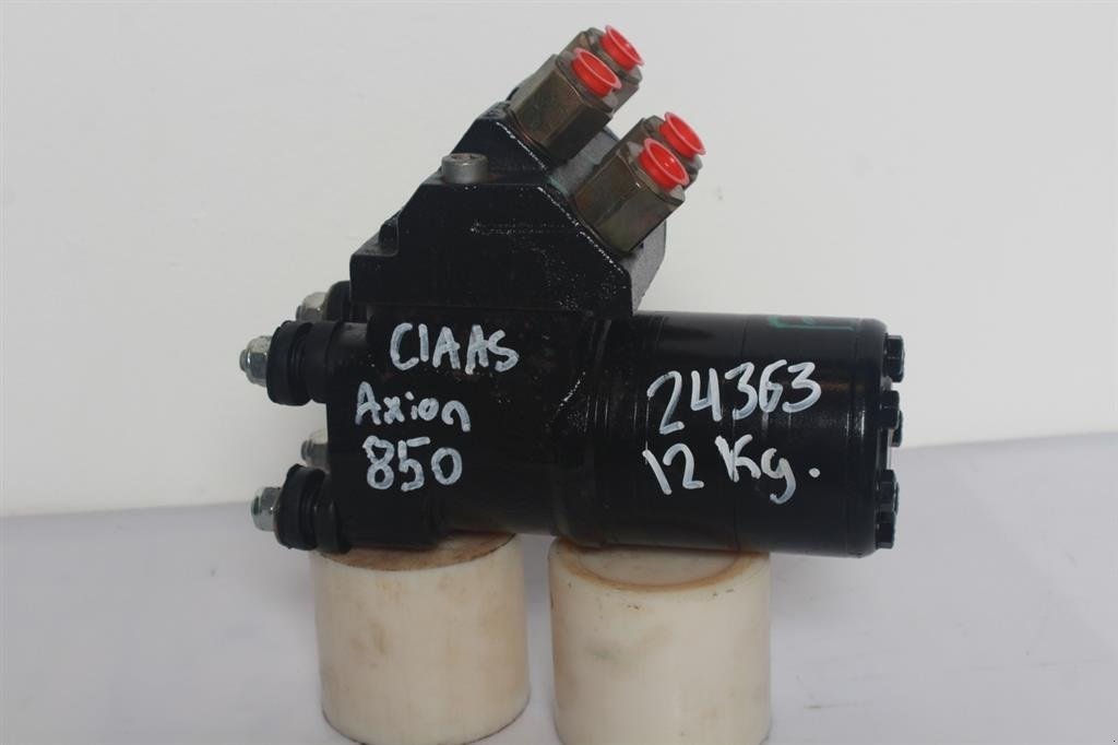 Sonstiges Traktorzubehör типа CLAAS AXION 850 Styreorbitrol / Steering Unit, Gebrauchtmaschine в Viborg (Фотография 6)