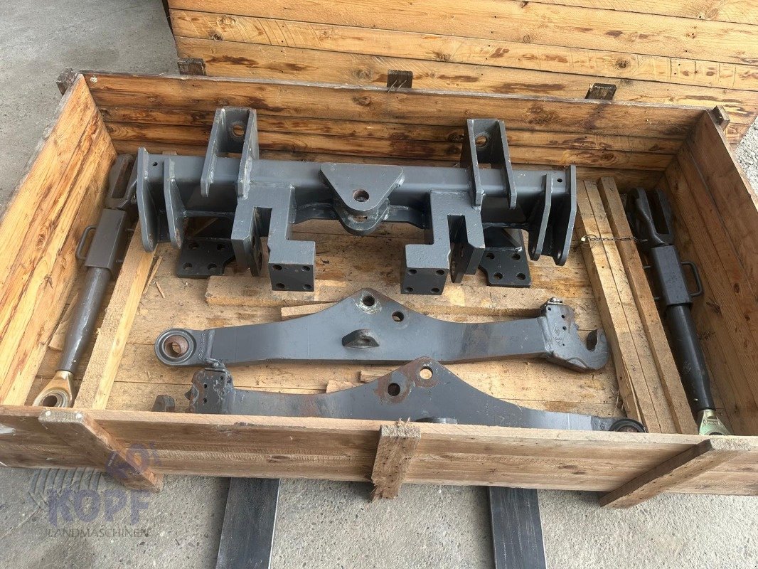 Sonstiges Traktorzubehör typu CLAAS Dreipunktbock Unterlenker Hubstreben Xerion, Gebrauchtmaschine v Schutterzell (Obrázek 1)