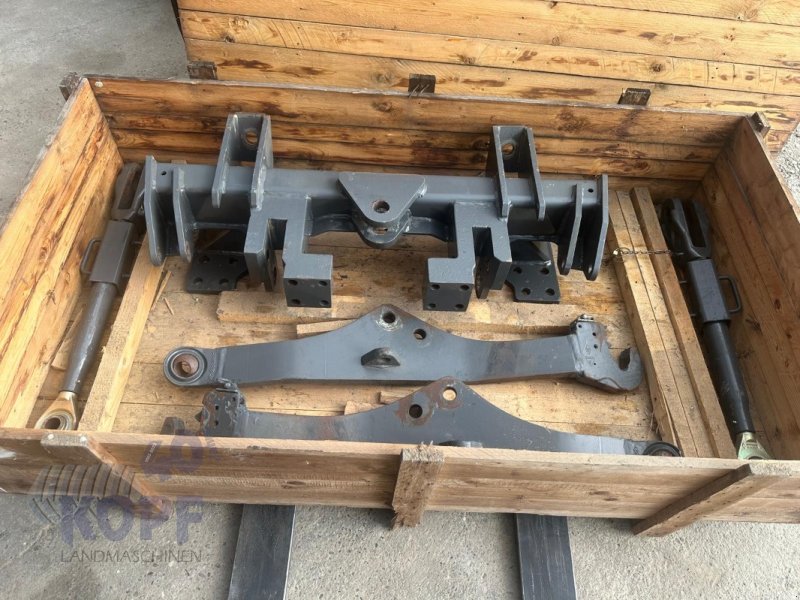 Sonstiges Traktorzubehör vrste CLAAS Dreipunktbock Unterlenker Hubstreben Xerion, Gebrauchtmaschine v Schutterzell