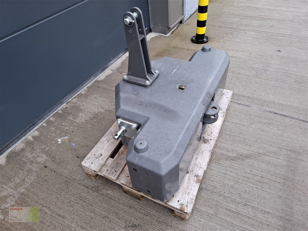 Sonstiges Traktorzubehör tip CLAAS Frontgewicht 600 kg, Gebrauchtmaschine in Wassertrüdingen (Poză 7)