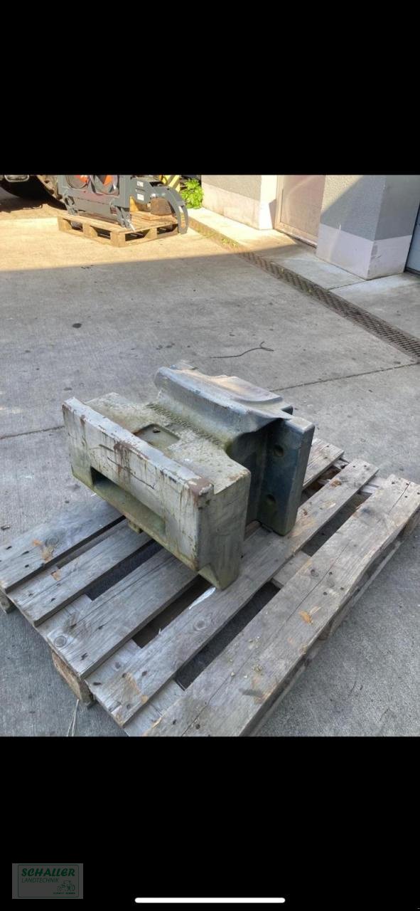 Sonstiges Traktorzubehör типа CLAAS Frontgewicht Celtis 456, Ergos 456, 466, Gebrauchtmaschine в Geiselhöring (Фотография 1)