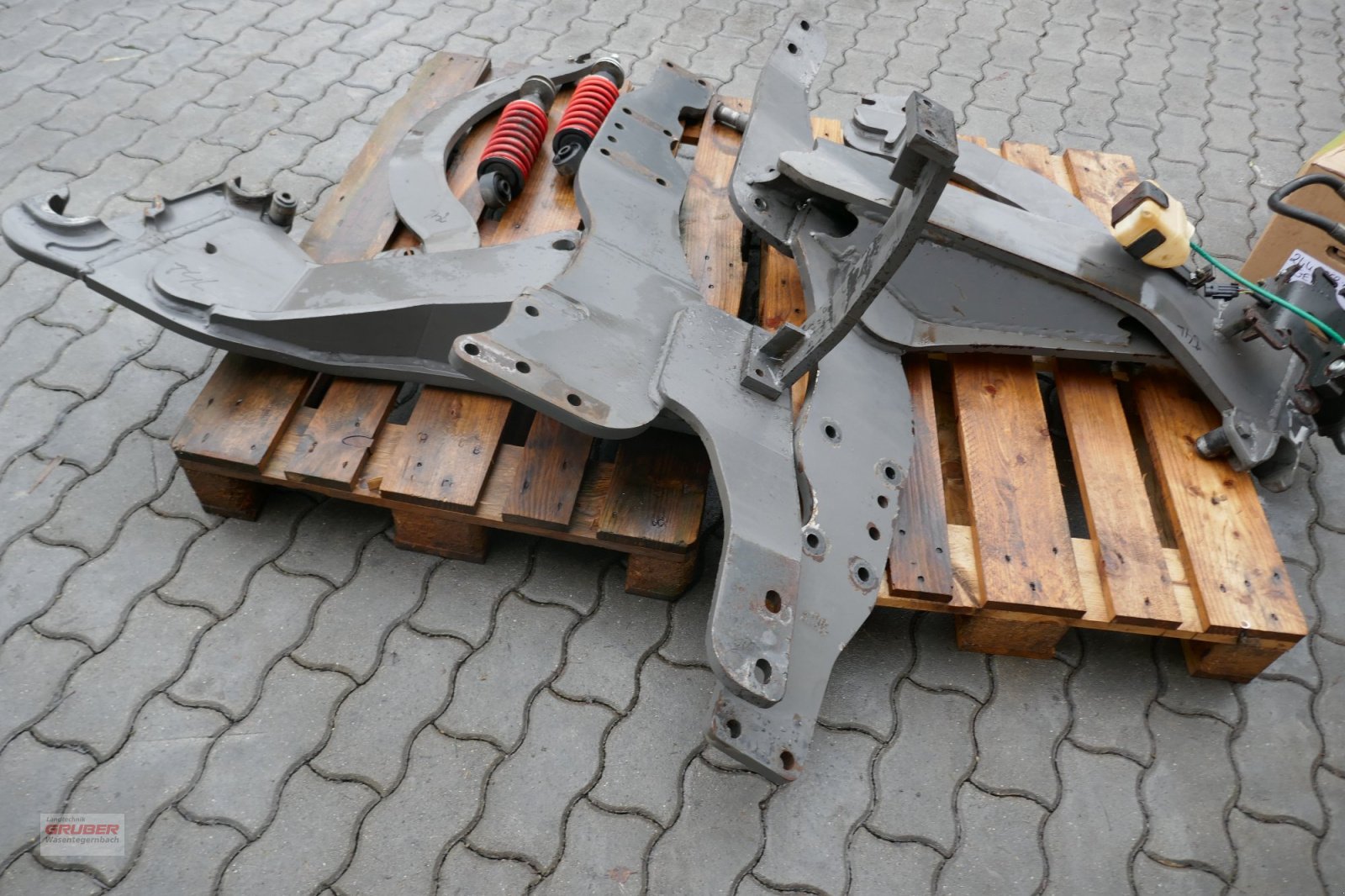 Sonstiges Traktorzubehör a típus CLAAS Frontladeranbauteile passend zu MX-Frontlader, Gebrauchtmaschine ekkor: Dorfen (Kép 4)