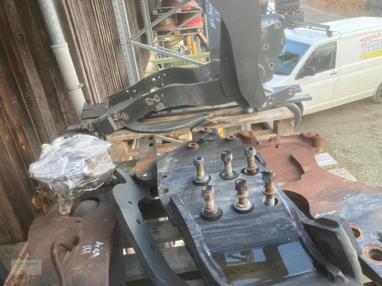 Sonstiges Traktorzubehör typu CLAAS Frontladerkonsolen Claas Arion 6x0 Hexashift A76, Gebrauchtmaschine v Geiselhöring (Obrázek 3)