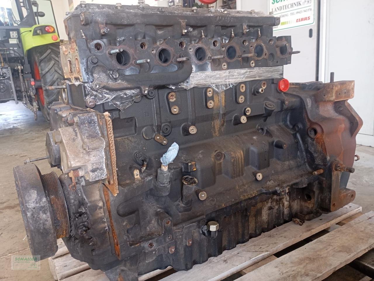 Sonstiges Traktorzubehör типа CLAAS Motorblock Arion 650 A76, Gebrauchtmaschine в Geiselhöring (Фотография 9)