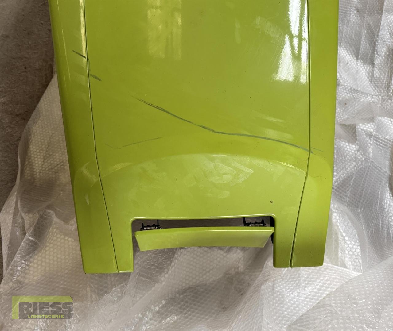 Sonstiges Traktorzubehör типа CLAAS Motorhaube Arion 4xx A21, Gebrauchtmaschine в Homberg/Ohm - Maulbach (Фотография 4)