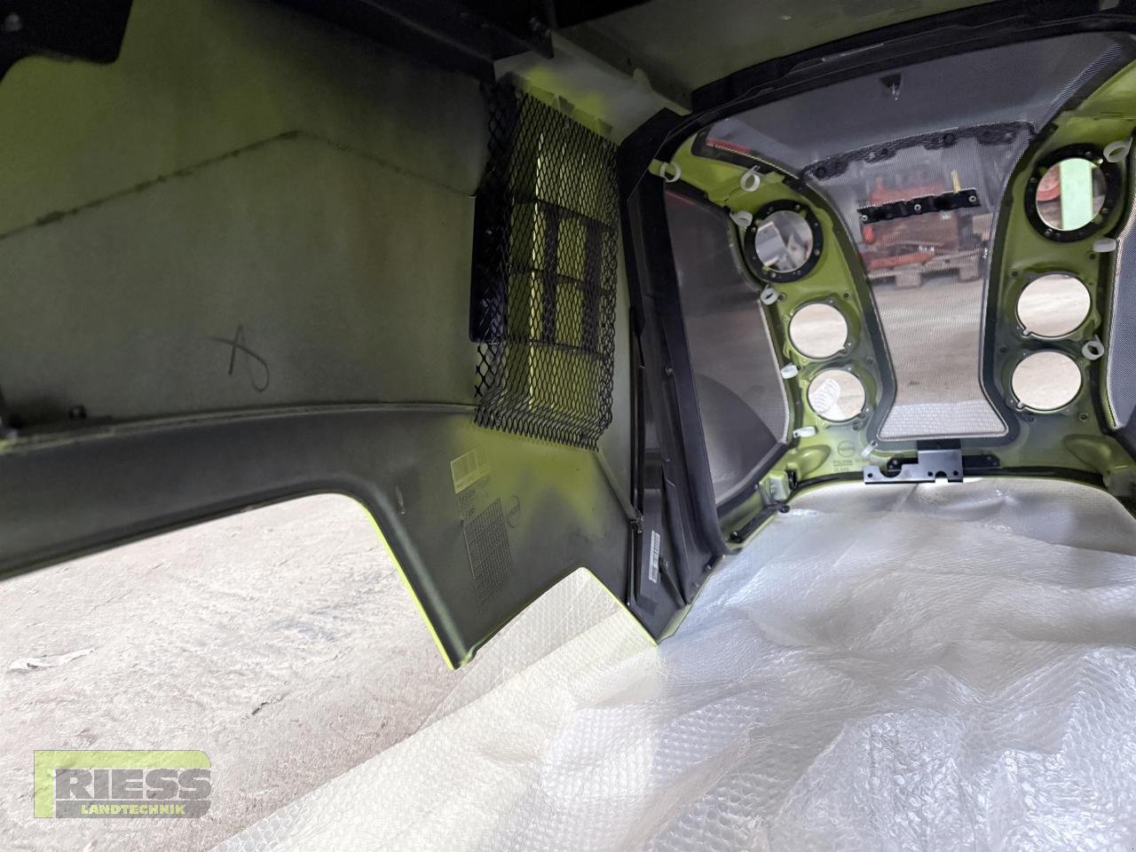 Sonstiges Traktorzubehör типа CLAAS Motorhaube Arion 4xx A21, Gebrauchtmaschine в Homberg/Ohm - Maulbach (Фотография 9)