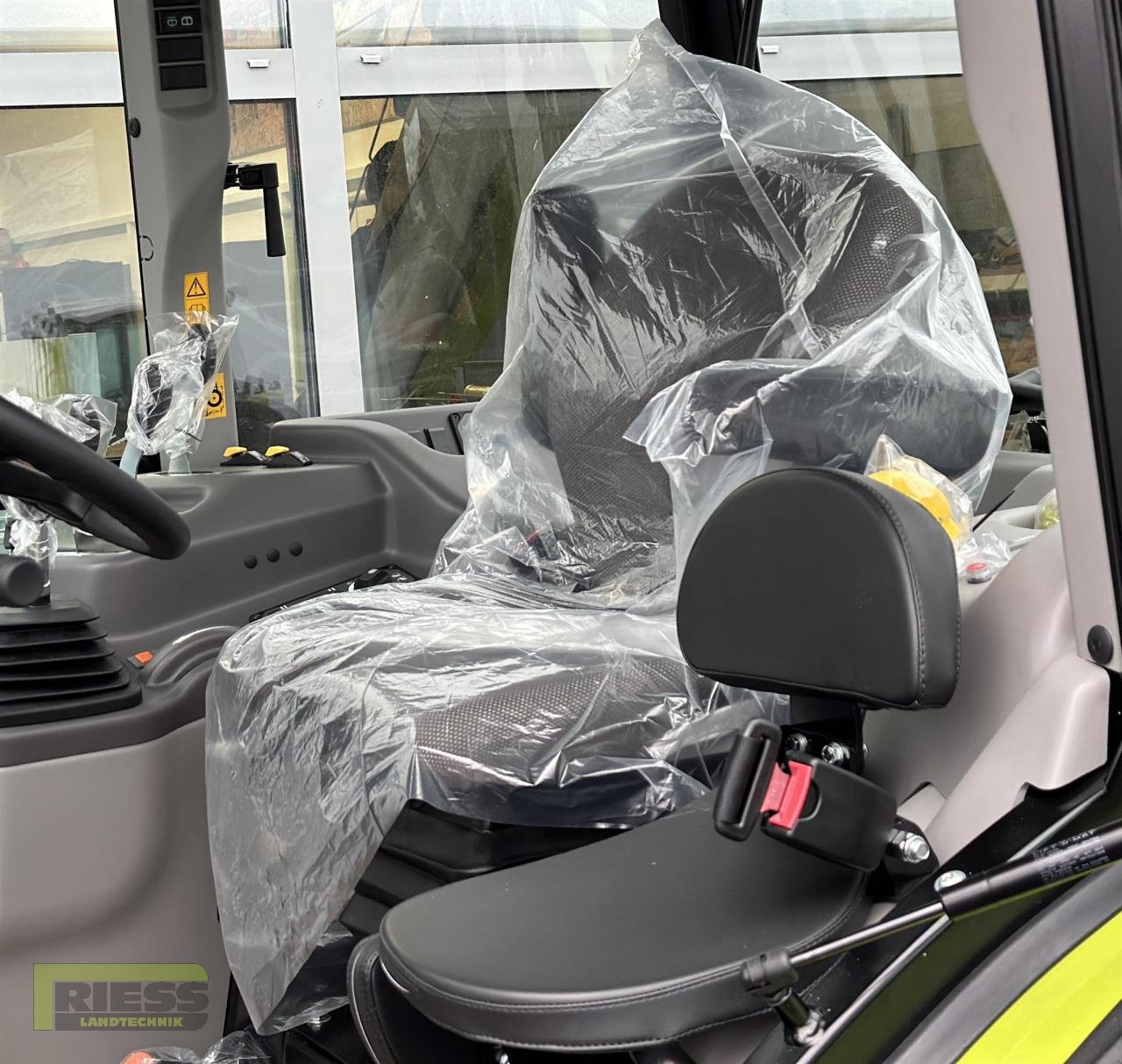 Sonstiges Traktorzubehör del tipo CLAAS SITZ GRAMMER Compacto MSG93/521, Neumaschine en Homberg/Ohm - Maulbach (Imagen 2)