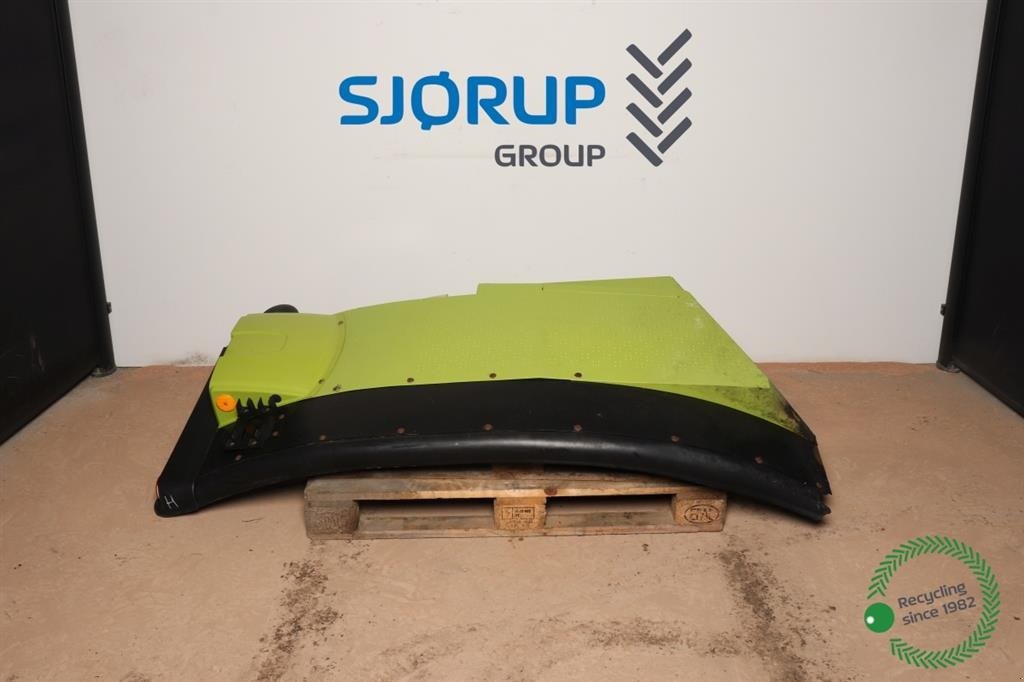 Sonstiges Traktorzubehör του τύπου CLAAS XERION 4000 Bagskærm Højre // Right Rear Fender, Gebrauchtmaschine σε Viborg (Φωτογραφία 1)