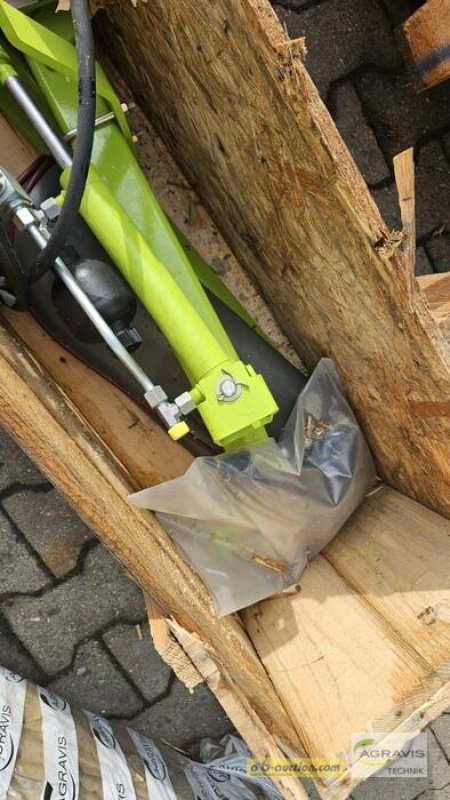 Sonstiges Traktorzubehör от тип CLAAS ZUBEHÖR Begrenzungstuchsatz, Gebrauchtmaschine в Meppen (Снимка 3)