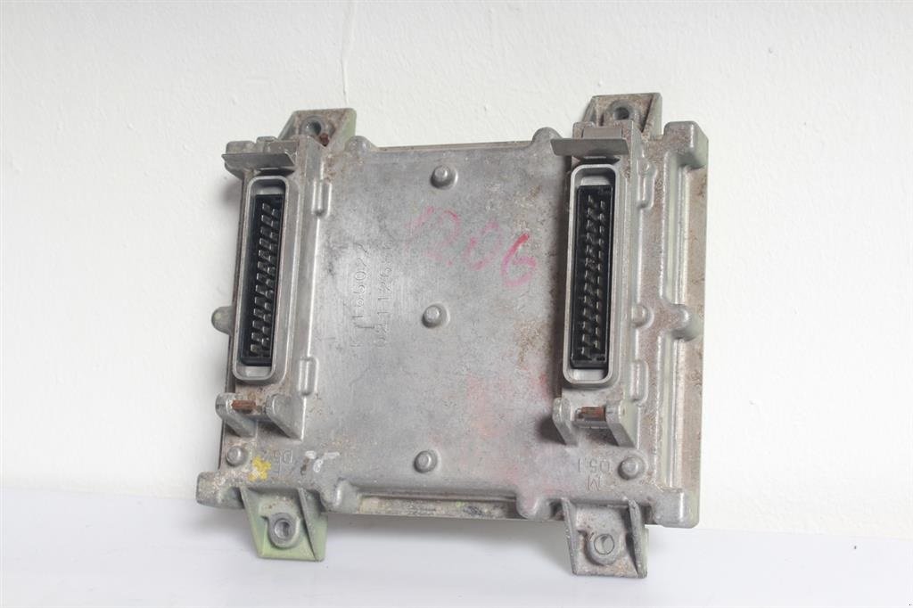 Sonstiges Traktorzubehör типа Deutz Agrotron 115 ECU Motor / ECU Engine, Gebrauchtmaschine в Viborg (Фотография 2)