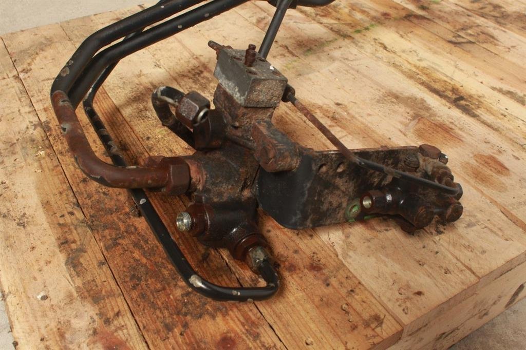 Sonstiges Traktorzubehör des Typs Deutz Agrotron 115 Hydraulisk Bremsesæt / Hydraulic Trailer Brake Valve Kit, Gebrauchtmaschine in Viborg (Bild 4)